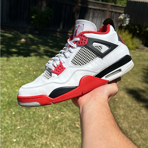 Jordan 4 fire red - Picture 2 of 9